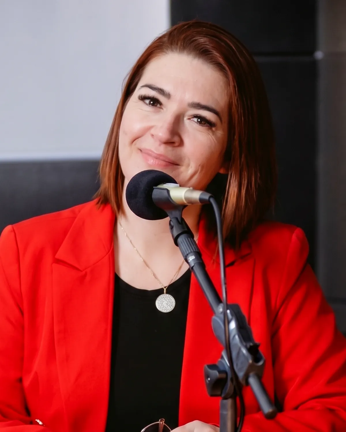 Suélen Delabari, Comunicadora da Pop Rock Bagé